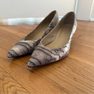 Stuart Weiztman Snakeskin Patterned Kitten Heels
